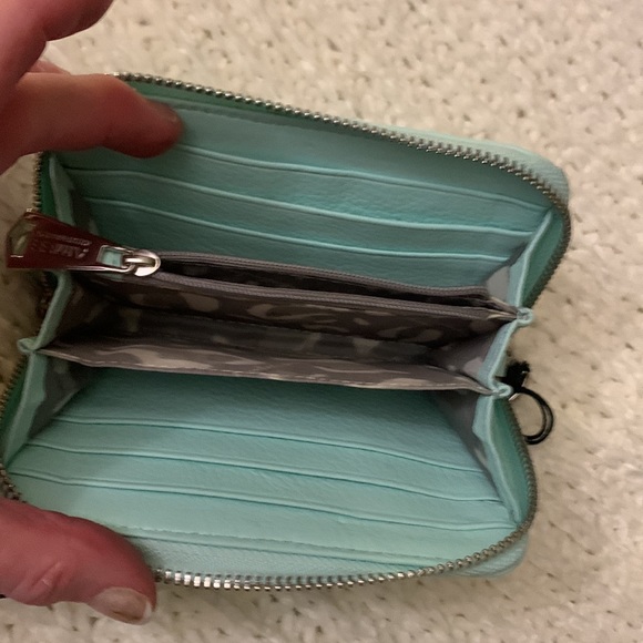 Aimee Kestenberg mint zippered wallet wristlet - Picture 5 of 9